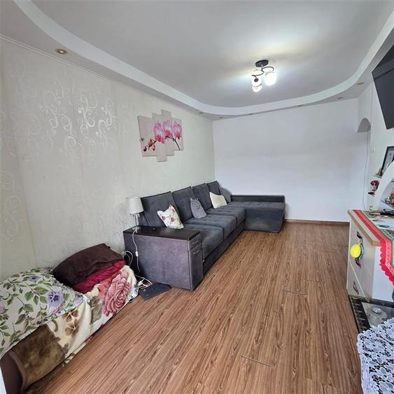 Garsonieră decomandată în Alexandru cel Bun
