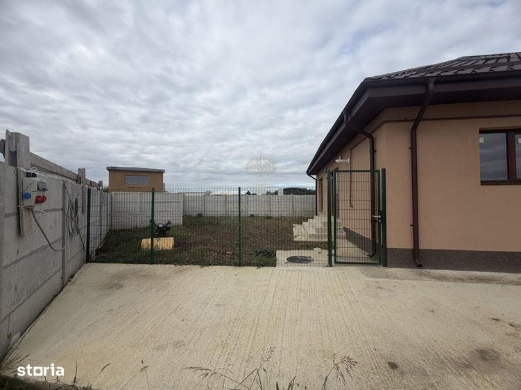Casă cu 4 camere în Gagu