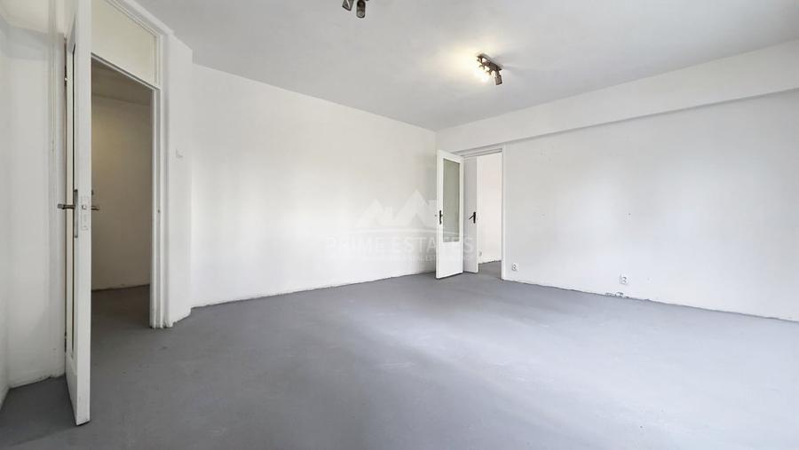 Apartament cu 4 camere circular în Băneasa