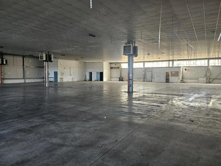 Spațiu comercial, de 1,400 mp, în Ghiroda