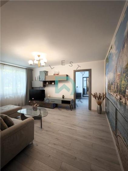 Apartament cu 2 camere nedecomandat în Centrul Civic