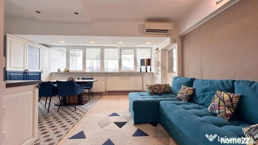 Apartament cu 3 camere semidecomandat în Victoriei