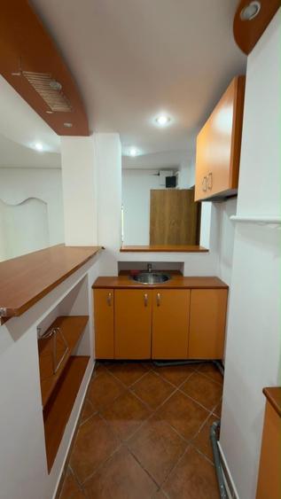 Apartament cu 3 camere decomandat în Octavian Goga