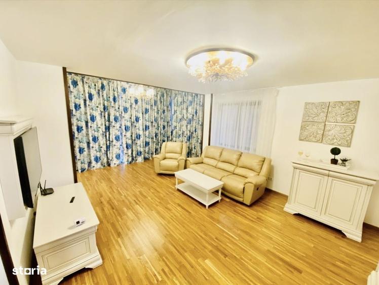 Casă cu 4 camere în Central