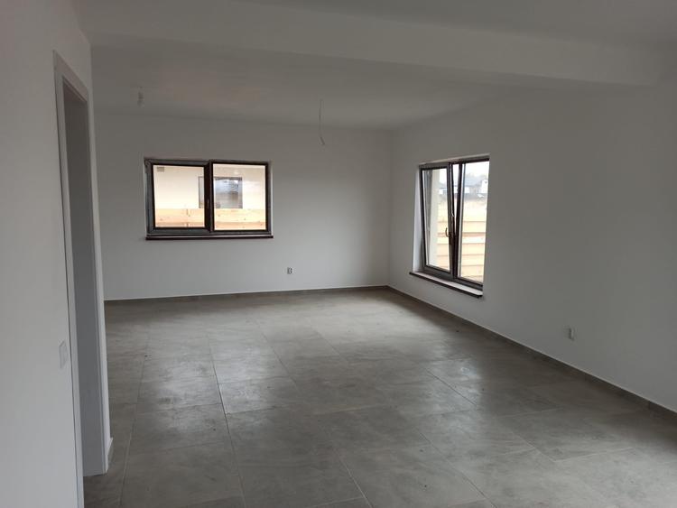 Casă individuală cu 3 camere cu Teren 500 Mp în Tărlungeni