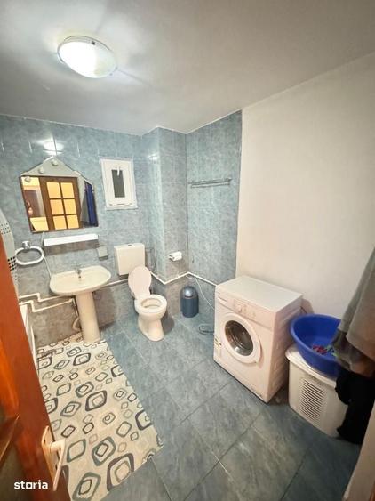 Casă cu 4 camere în Uiești