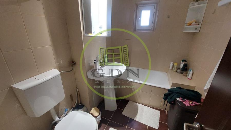 Apartament cu 2 camere decomandat, mobilat în Rovine