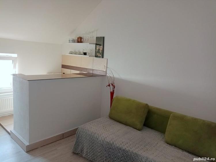Apartament cu 2 camere decomandat în Pârneava