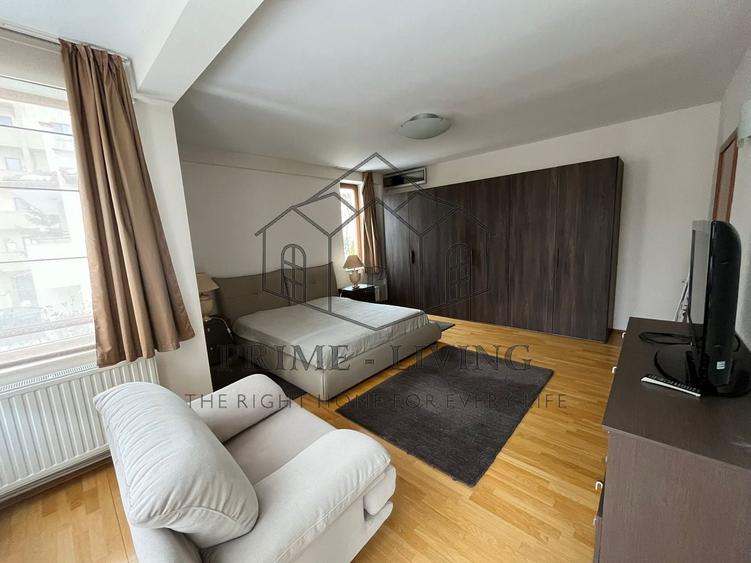 Apartament cu 4 camere decomandat, mobilat în Herăstrău