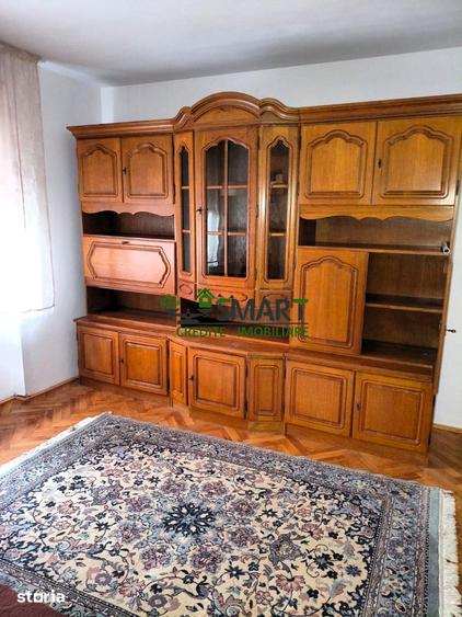 Apartament cu 2 camere decomandat în Republicii