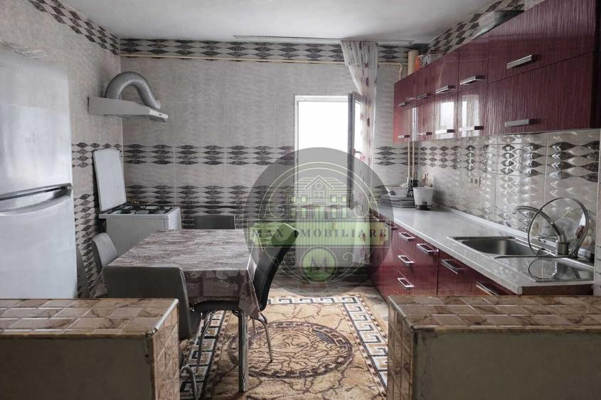 Apartament cu 2 camere semidecomandat în Enachiță Văcărescu