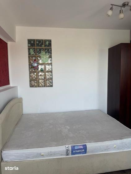 Apartament cu 3 camere în IAR