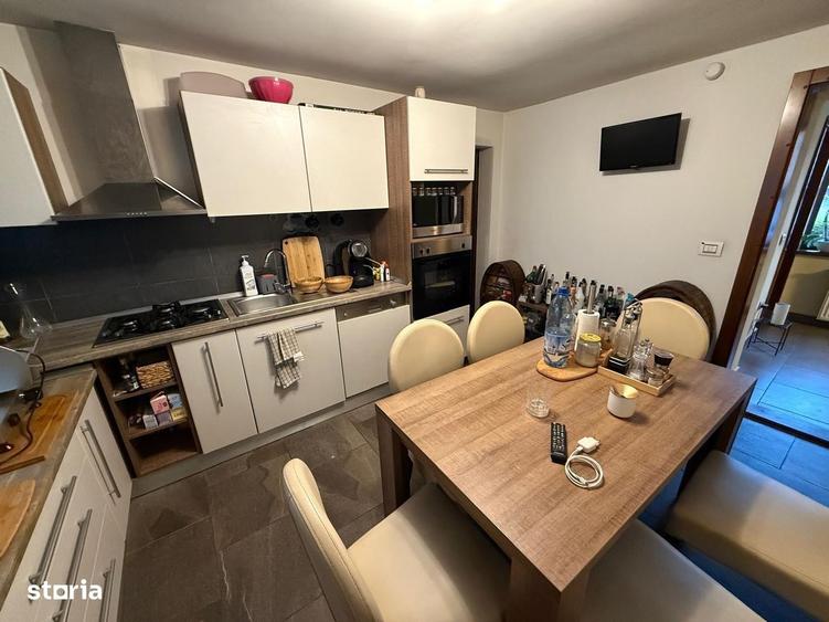 Casă cu 3 camere cu Teren 1000 Mp în Central