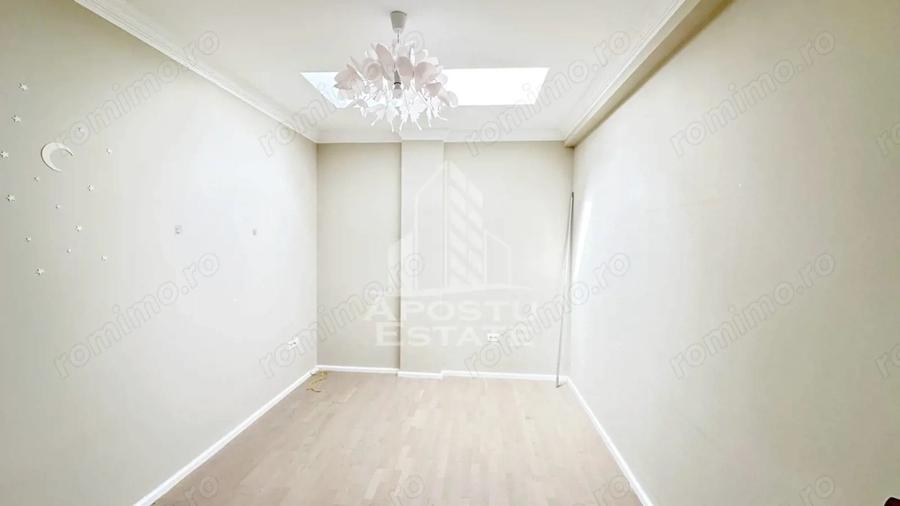 Apartament cu 3 camere semidecomandat, mobilat în Giroc