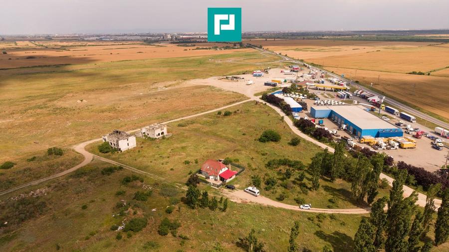 Casă cu mansardă, teren 410 mp - 26
