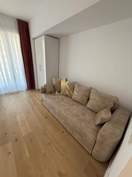 Apartament cu 3 camere decomandat, mobilat în Voluntari