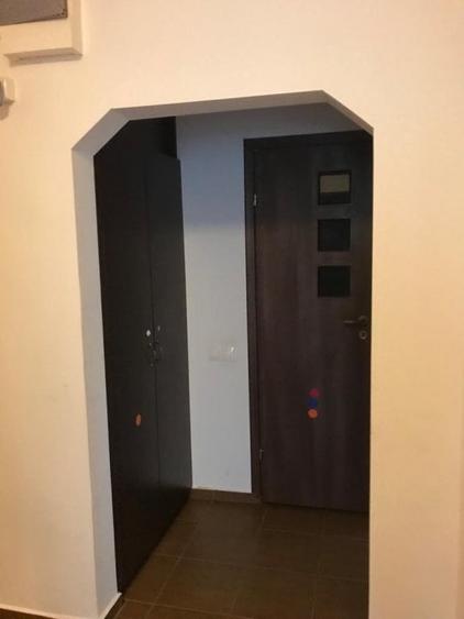 Apartament cu 2 camere decomandat, mobilat în Berceni