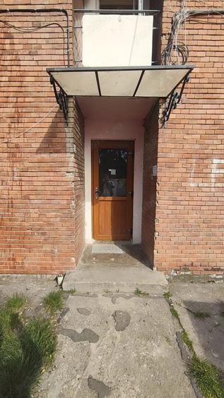 Garsonieră decomandată în Take Ionescu