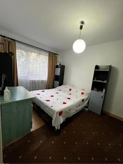 Apartament cu 2 camere nedecomandat în Socola
