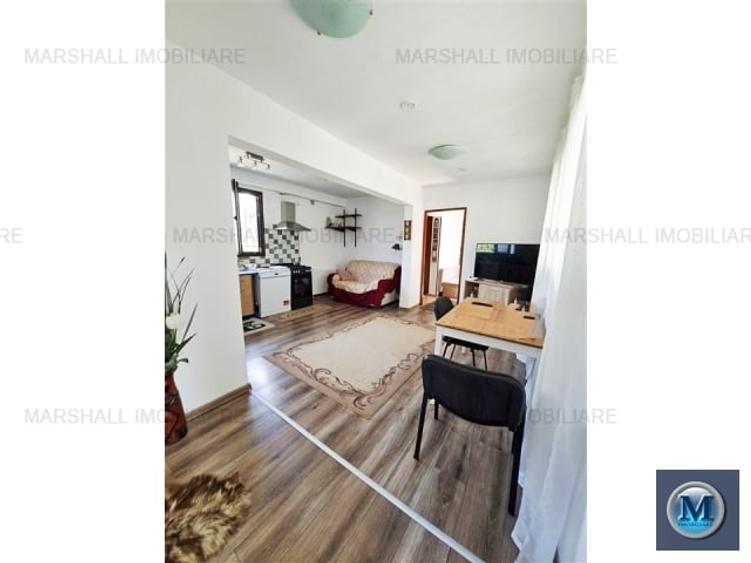 Casă cu 4 camere cu Garaj în Hârsa
