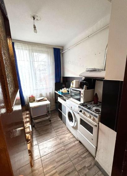 Apartament cu 2 camere semidecomandat, mobilat în Țiglina 1