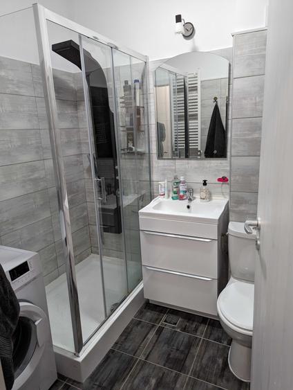 Apartament cu 2 camere decomandat în Păcii