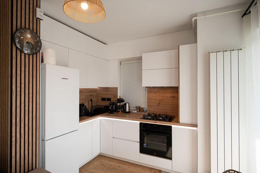 Apartament cu 2 camere decomandat în Mamaia-Sat