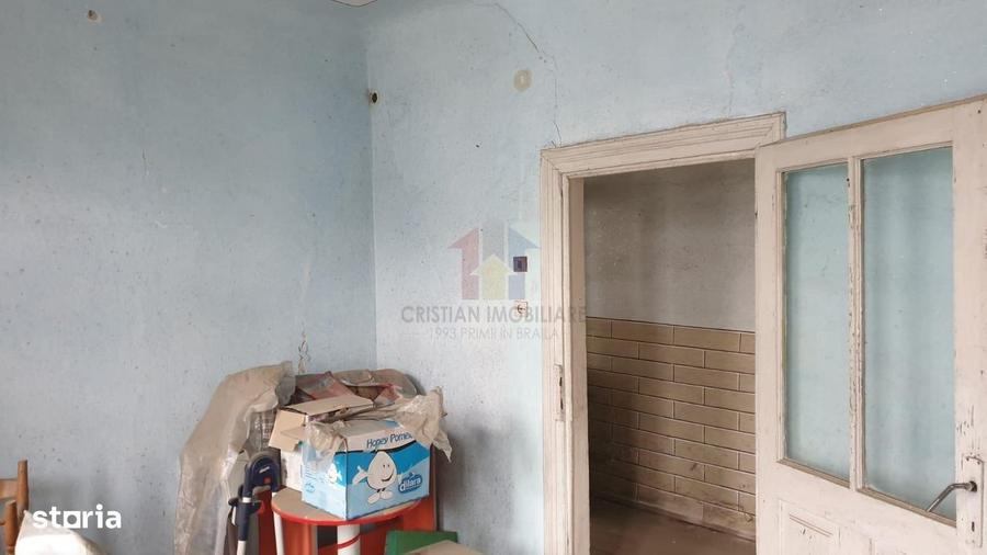 Casă cu 4 camere în Nicolae Bălcescu
