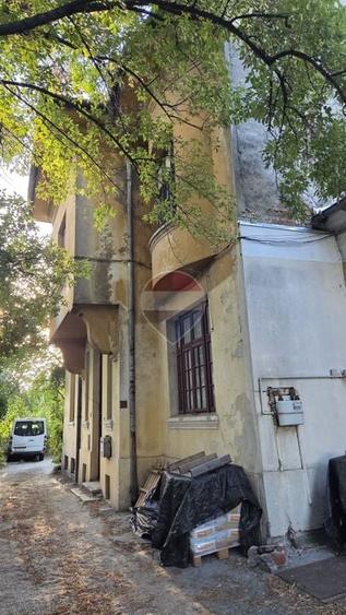 Teren Construcții intravilan de 1039 mp, în Victoriei