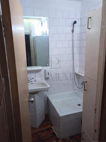 LIPOVEI - 3 CAM - DECOMANDAT - 2 BAI - 2 BALCOANE - CENTRALA- - 7