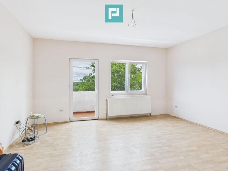 Casă individuală cu 5 camere cu Canalizare în Remetea Mare