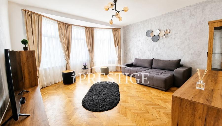 Apartament cu 2 camere decomandat, mobilat în Central