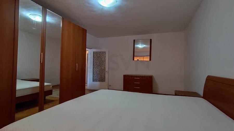 Apartament cu 4 camere decomandat, mobilat în Unirii