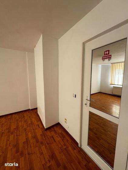 Spațiu comercial, de 38 mp, în Micro 14