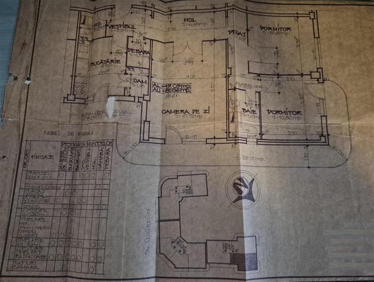 Apartament cu 3 camere decomandat în Călărași