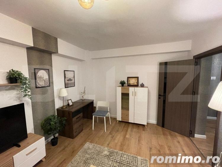 Apartament cu 2 camere decomandat în P-ța Victoriei
