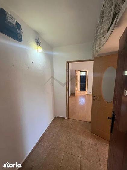 Apartament cu 2 camere semidecomandat în Canta