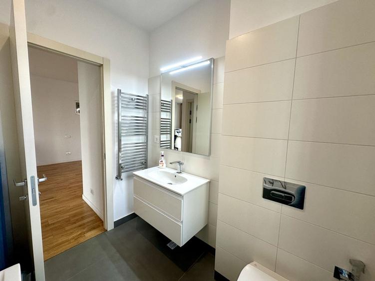 Apartament cu 2 camere semidecomandat, mobilat în Herăstrău