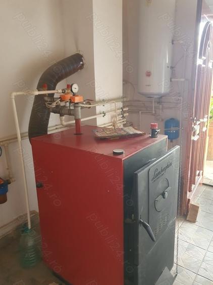 Casă cu 4 camere în Oltina