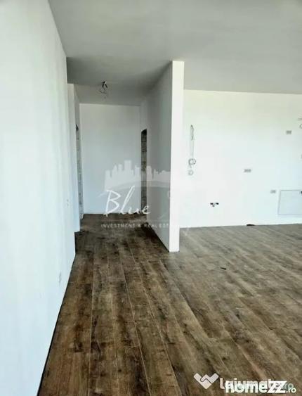 Apartament cu 3 camere decomandat în Mamaia