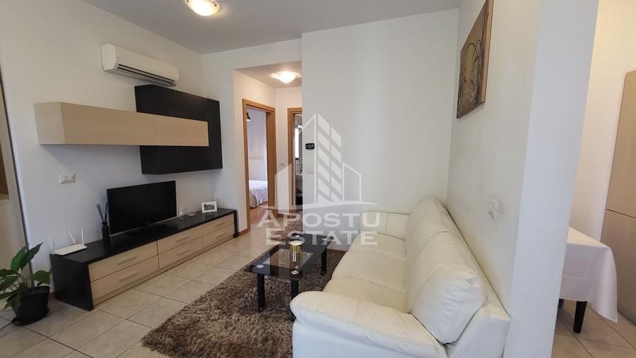 Apartament cu 3 camere decomandat, mobilat în Dumbrăvița