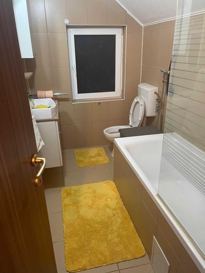 Casă cu 2 camere cu Teren 600 Mp în Central