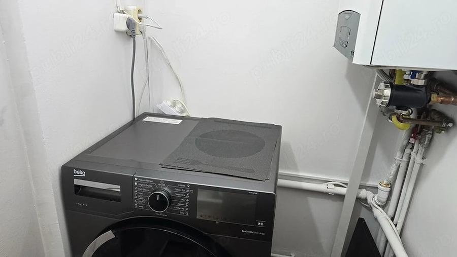 Apartament cu 2 camere decomandat în 22 Decembrie