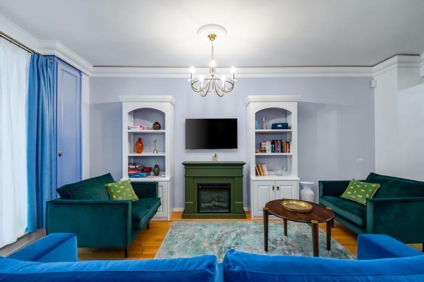 Apartament cu 2 camere decomandat în Calea Victoriei