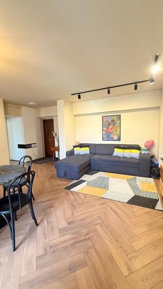 Apartament cu 2 camere decomandat, mobilat în Bogdan Vodă