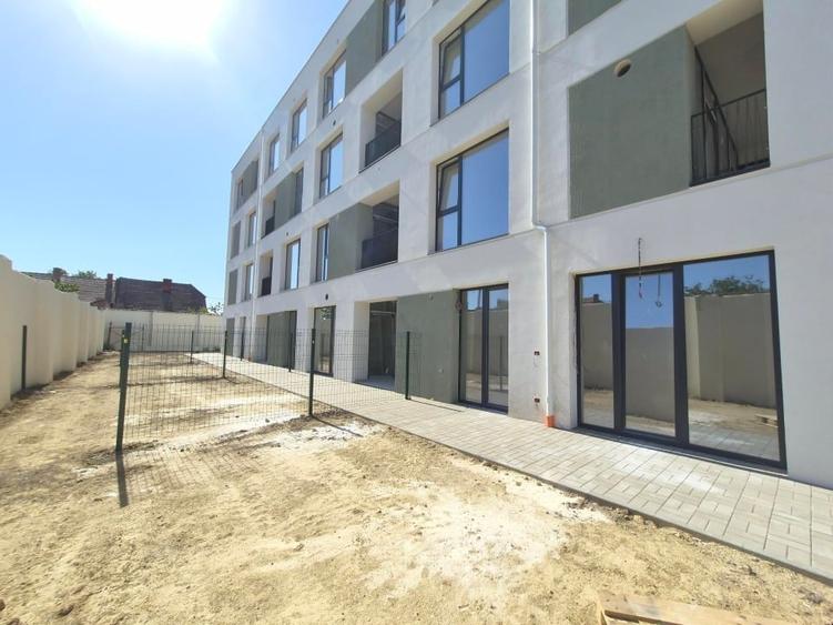 Garsonieră decomandată în Lipovei