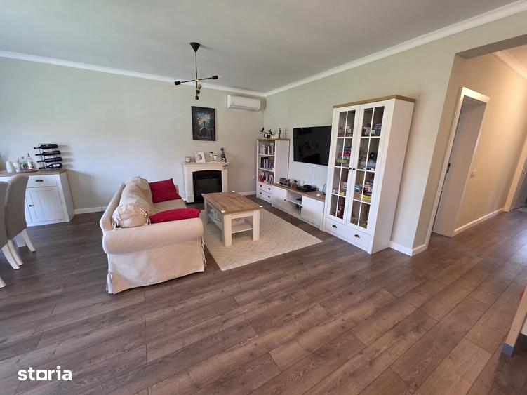 Casă cu 4 camere cu Teren 500 Mp în Crevedia