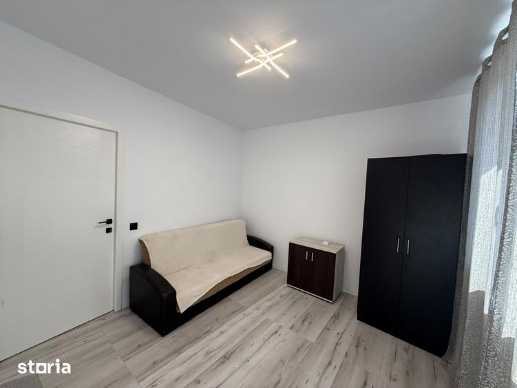 Apartament cu 3 camere decomandat în Florești