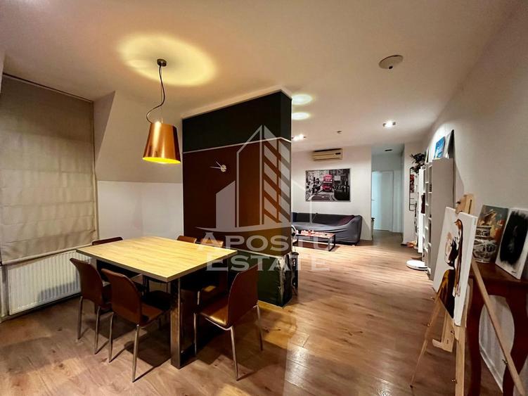 Apartament cu 3 camere decomandat, mobilat în Simion Bărnuțiu
