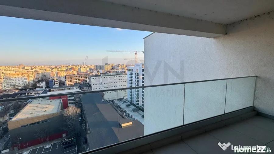 Apartament cu 5 camere decomandat în Nerva Traian